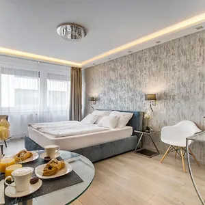 https://esthers-blue-diamond-apartment.inbudapesthotels.com