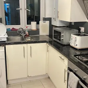 https://apt-rahal-outram.brighton-hotels-england.com